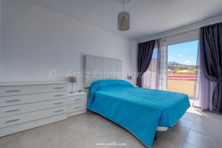 1 bedroom Apartment for sale in Puerto Santiago with pool - € 250,000 (Ref: 9815088)