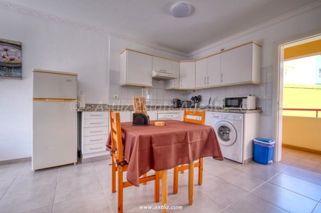 1 makuuhuone Huoneisto myytävänä paikassa Puerto Santiago, Santiago del Teide mukana uima-altaan - 250 000 € (Ref: 9815088)
