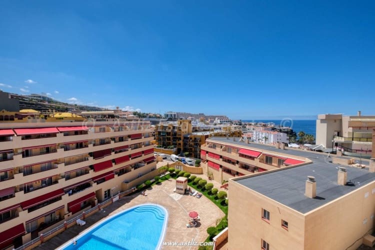 1 bedroom Apartment for sale in Puerto Santiago with pool - € 250,000 (Ref: 9815088)