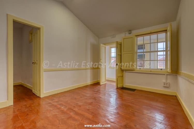 9 bedroom Villa for sale in San Cristobal de La Laguna - € 1,500,000 (Ref: 9816478)