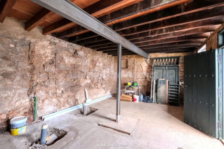 9 bedroom Villa for sale in San Cristobal de La Laguna - € 1,500,000 (Ref: 9816478)