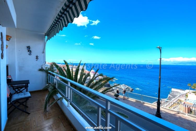 2 bedroom Apartment for sale in Puerto Santiago - € 295,000 (Ref: 9838366)