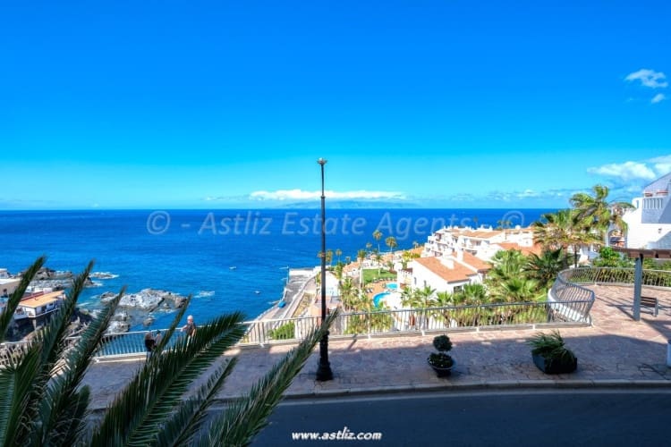 2 bedroom Apartment for sale in Puerto Santiago - € 295,000 (Ref: 9838366)