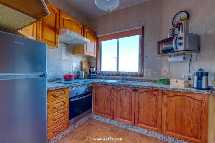 2 bedroom Apartment for sale in Puerto Santiago - € 295,000 (Ref: 9838366)