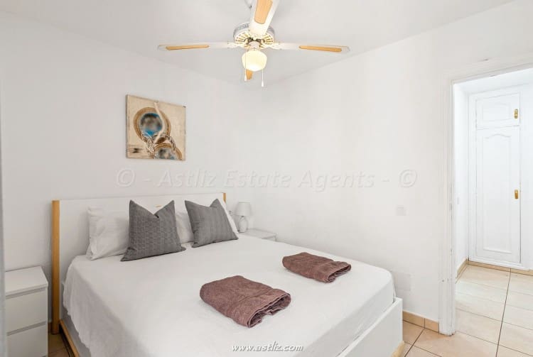 1 bedroom Apartment for sale in Amarilla Golf with pool - € 229,000 (Ref: 9860918)
