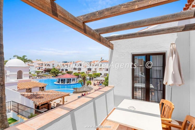 2 bedroom Apartment for sale in Amarilla Golf with pool garage - € 299,000 (Ref: 9862117)
