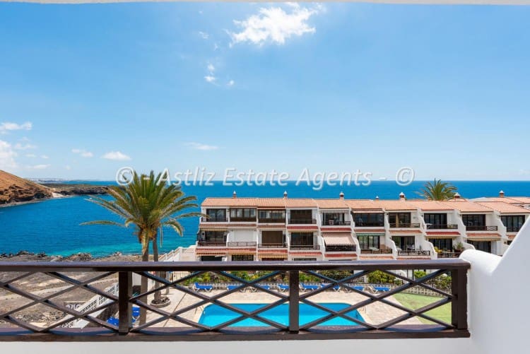 2 chambre Appartement à vendre à Costa del Silencio avec piscine garage - 299 000 € (Ref: 9863520)