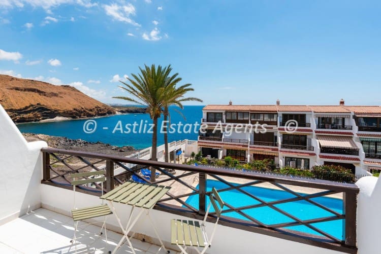 2 chambre Appartement à vendre à Costa del Silencio avec piscine garage - 299 000 € (Ref: 9863520)