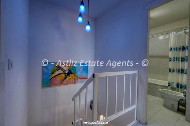 2 bedroom Apartment for sale in Guia de Isora with pool - € 335,000 (Ref: 9879989)
