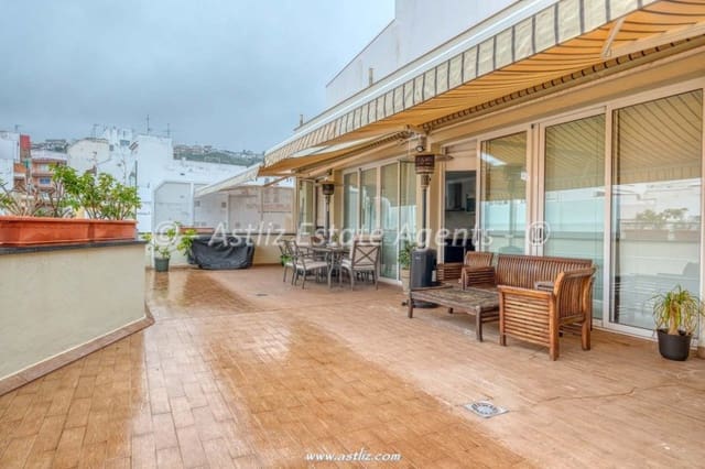7 soverom Villa til salgs i Icod de los Vinos med garasje - € 640 000 (Ref: 9883734)