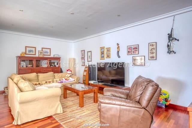 7 soverom Villa til salgs i Icod de los Vinos med garasje - € 640 000 (Ref: 9883734)