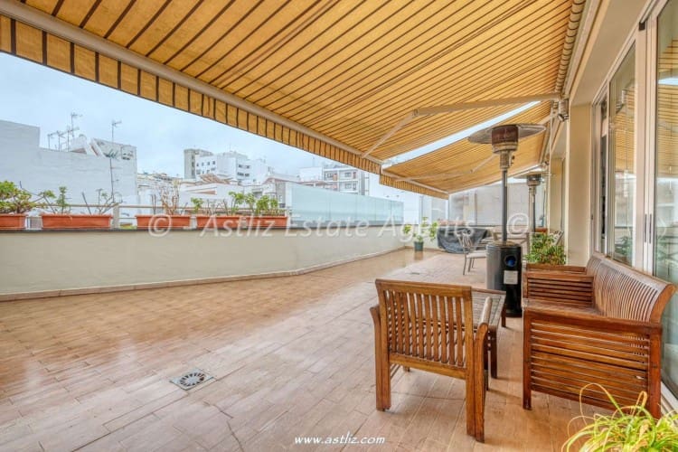 7 soverom Villa til salgs i Icod de los Vinos med garasje - € 640 000 (Ref: 9883734)