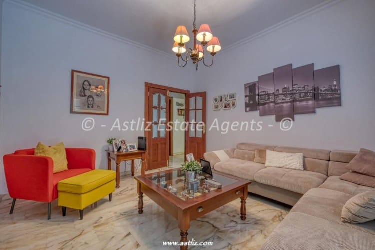 7 soverom Villa til salgs i Icod de los Vinos med garasje - € 640 000 (Ref: 9883734)
