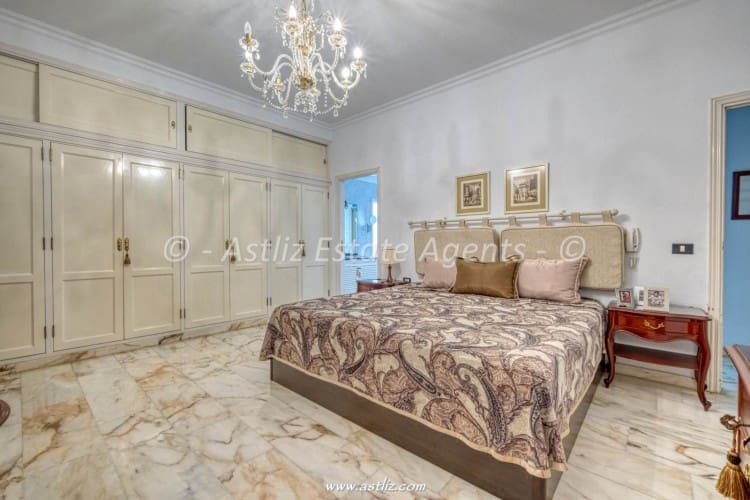 7 soverom Villa til salgs i Icod de los Vinos med garasje - € 640 000 (Ref: 9883734)