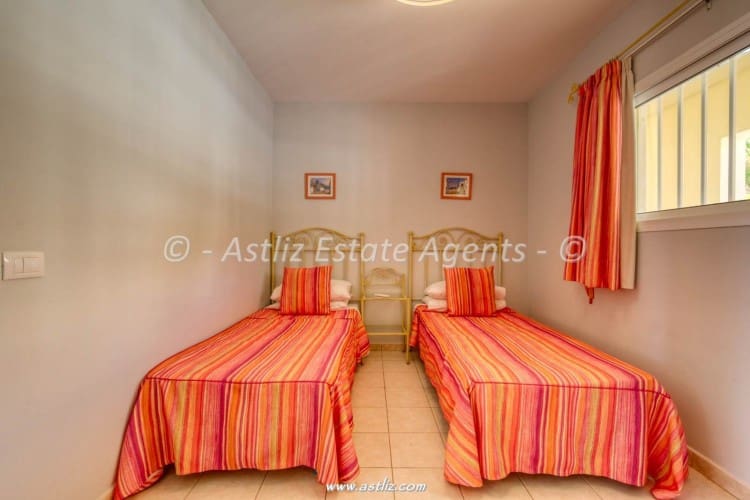 2 soveværelse Lejlighed til salg i Callao Salvaje med swimmingpool garage - € 330.000 (Ref: 9890650)