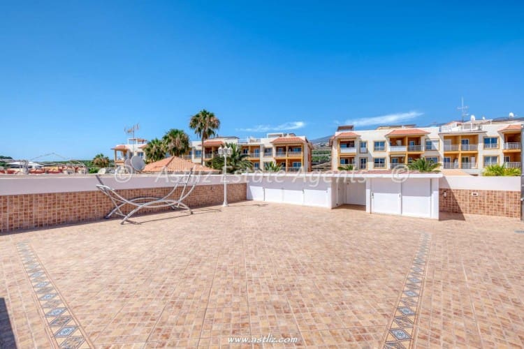 2 soveværelse Lejlighed til salg i Callao Salvaje med swimmingpool garage - € 330.000 (Ref: 9890650)