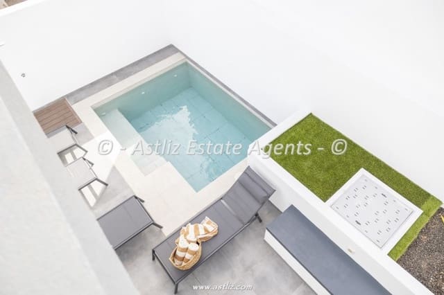 2 soverom Villa til salgs i Abades, Arico med svømmebasseng garasje - € 549 000 (Ref: 9921136)