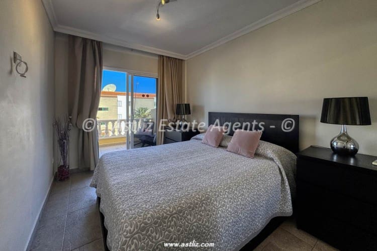 2 soverom Leilighet til salgs i Puerto Santiago med svømmebasseng - € 300 000 (Ref: 9928030)