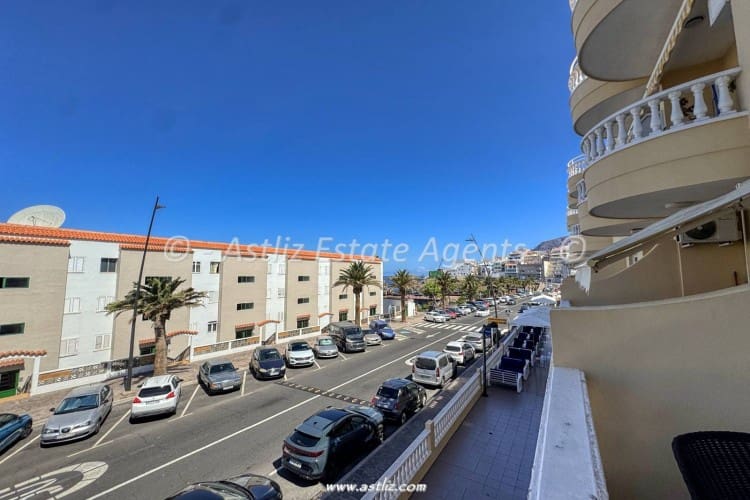 2 soverom Leilighet til salgs i Puerto Santiago med svømmebasseng - € 300 000 (Ref: 9928030)