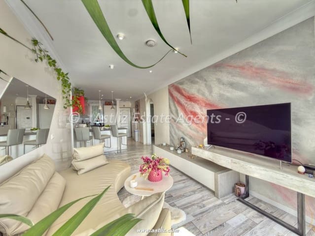 2 soverom Leilighet til salgs i Torviscas, Adeje med svømmebasseng garasje - € 395 000 (Ref: 9936810)