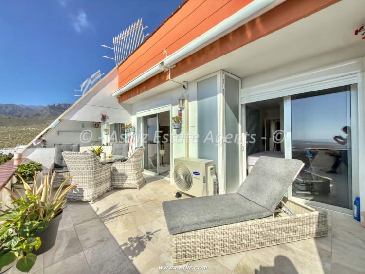 2 bedroom Apartment for sale in Torviscas with pool garage - € 395,000 (Ref: 9936810)
