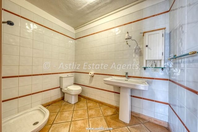 3 soveværelse Lejlighed til salg i Los Gigantes, Santiago del Teide - € 495.000 (Ref: 9993557)