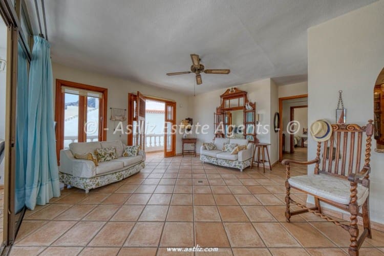 3 soveværelse Lejlighed til salg i Los Gigantes - € 495.000 (Ref: 9993557)