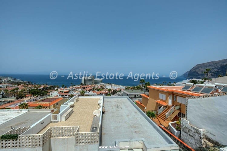 3 soveværelse Lejlighed til salg i Los Gigantes - € 495.000 (Ref: 9993557)