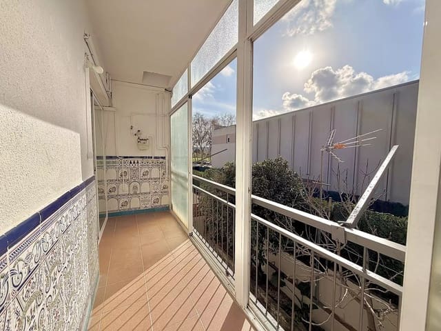 Apartamento de 3 habitaciones en Platja d'Aro, Castell-Platja d'Aro en venta con garaje - 227.000 € (Ref: 10004162)
