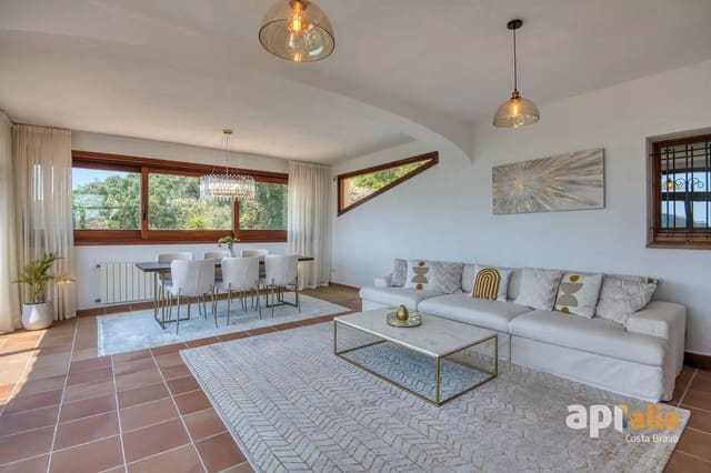 5 chambre Villa/Maison à vendre à Calonge i Sant Antoni avec piscine garage - 1 290 000 € (Ref: 10004163)