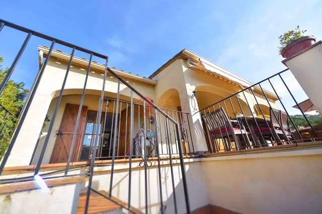 4 soverom Leilighet til salgs i Calonge i Sant Antoni med svømmebasseng garasje - € 590 000 (Ref: 10027322)
