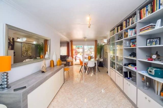 2 bedroom Apartment for sale in Platja d'Aro, Castell-Platja d'Aro - € 660,000 (Ref: 10038383)