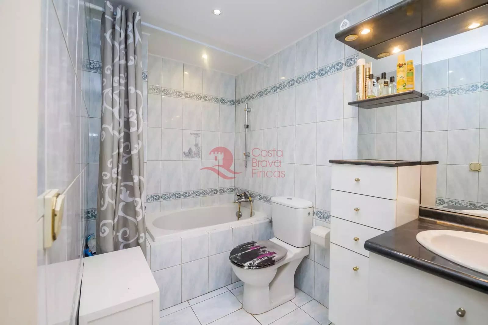 2 bedroom Apartment for sale in Platja d'Aro - € 660,000 (Ref: 10038383)