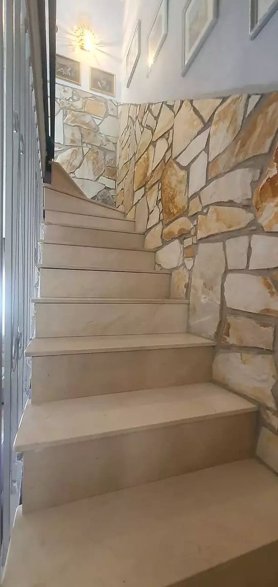 2 chambre Villa/Maison à vendre à Roses avec piscine garage - 209 000 € (Ref: 10086037)