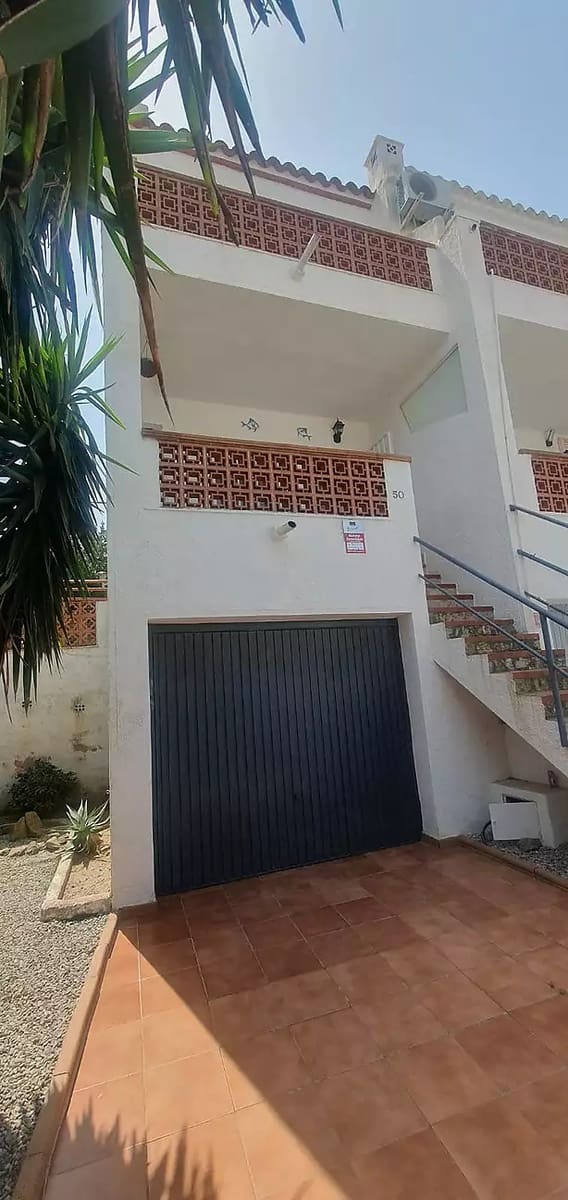 2 chambre Villa/Maison à vendre à Roses avec piscine garage - 209 000 € (Ref: 10086037)