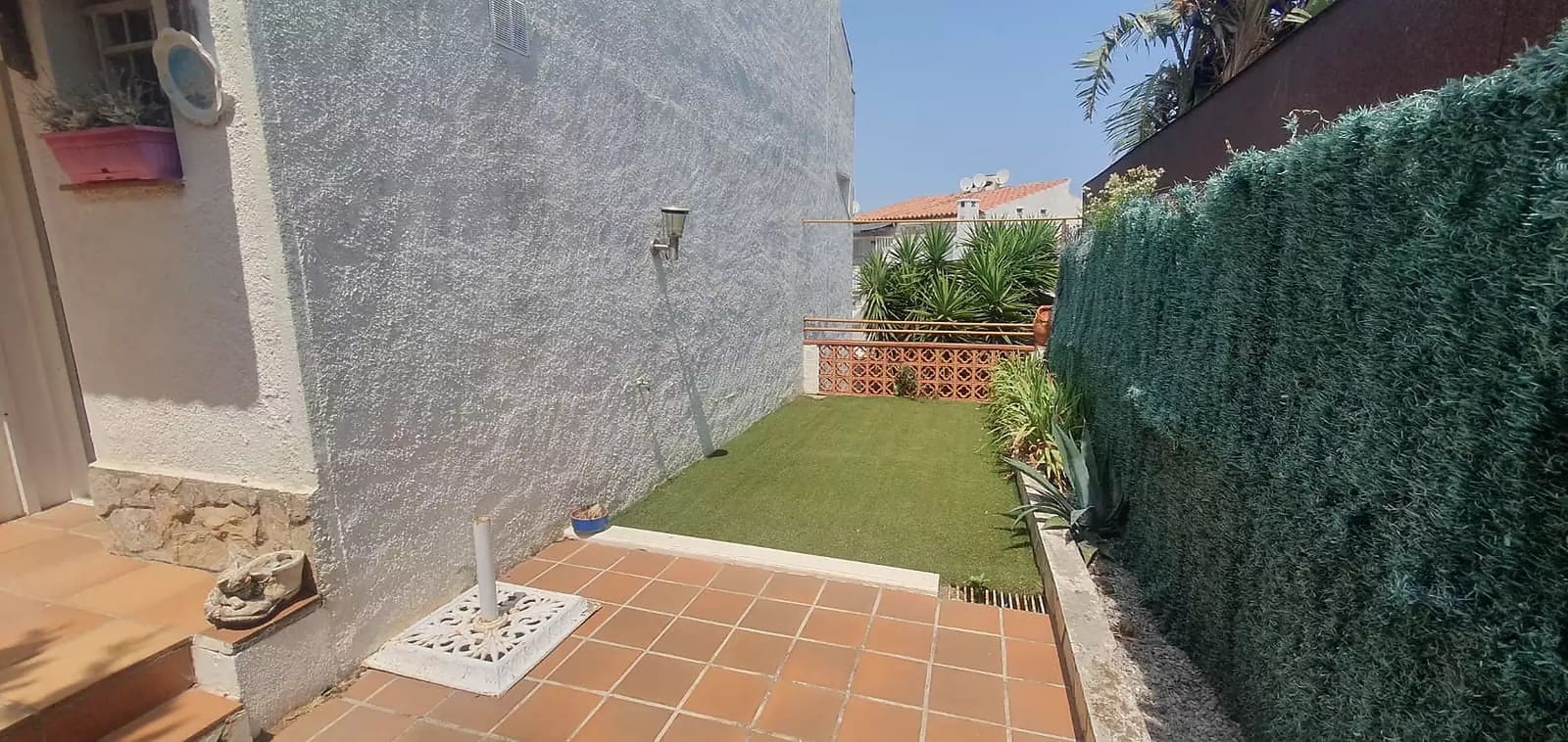 2 chambre Villa/Maison à vendre à Roses avec piscine garage - 209 000 € (Ref: 10086037)