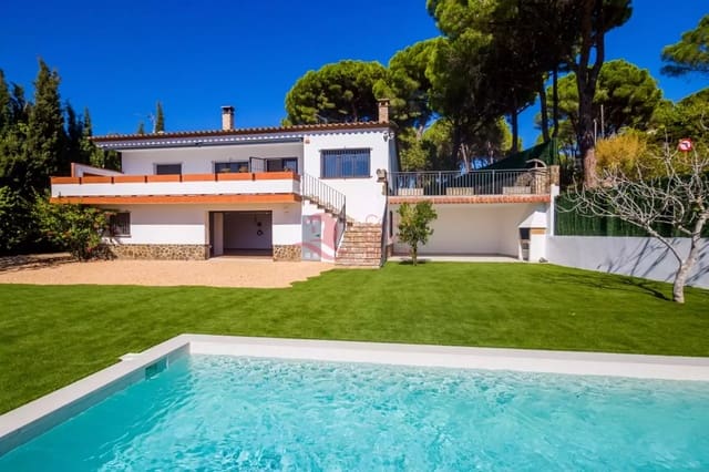 5 camera da letto Villa in vendita in Platja d'Aro, Castell-Platja d'Aro con piscina garage - 945.000 € (Rif: 10102476)