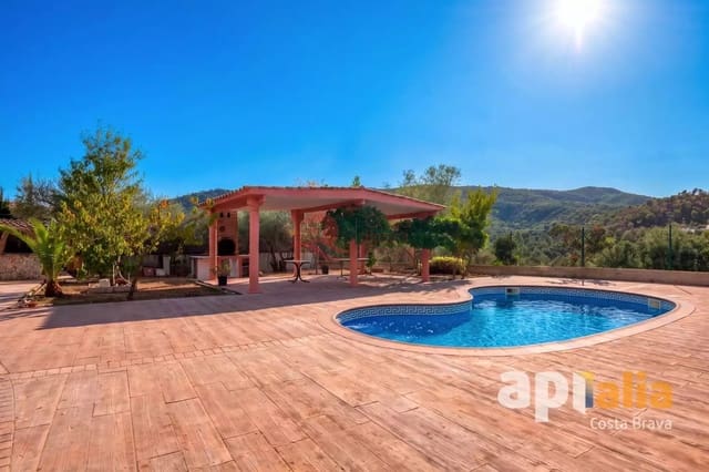 6 soverom Villa til salgs i Calonge i Sant Antoni med svømmebasseng garasje - € 650 000 (Ref: 10142414)