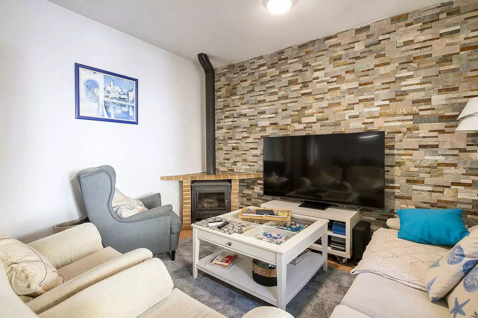 4 soverom Rekkehus til salgs i Montagut i Oix med svømmebasseng garasje - € 470 000 (Ref: 10148796)