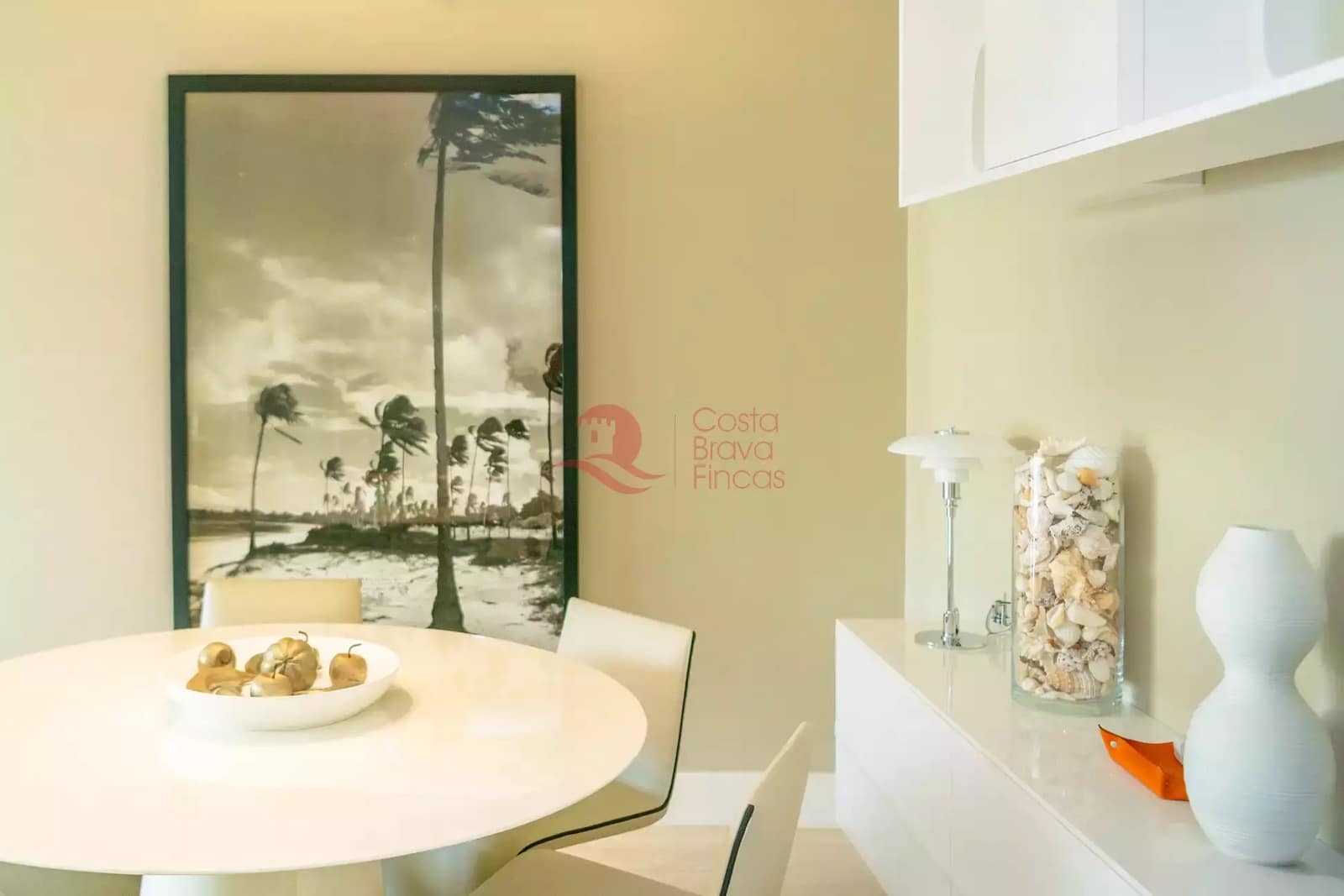 2 sypialnia Apartament na sprzedaż w Platja d'Aro z basenem garażem - 1 100 000 € (Ref: 10157685)