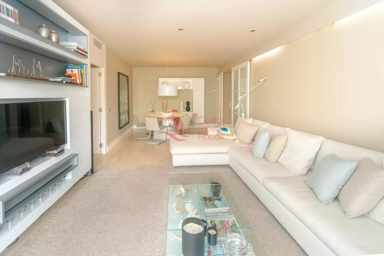 2 sypialnia Apartament na sprzedaż w Platja d'Aro z basenem garażem - 1 100 000 € (Ref: 10157685)