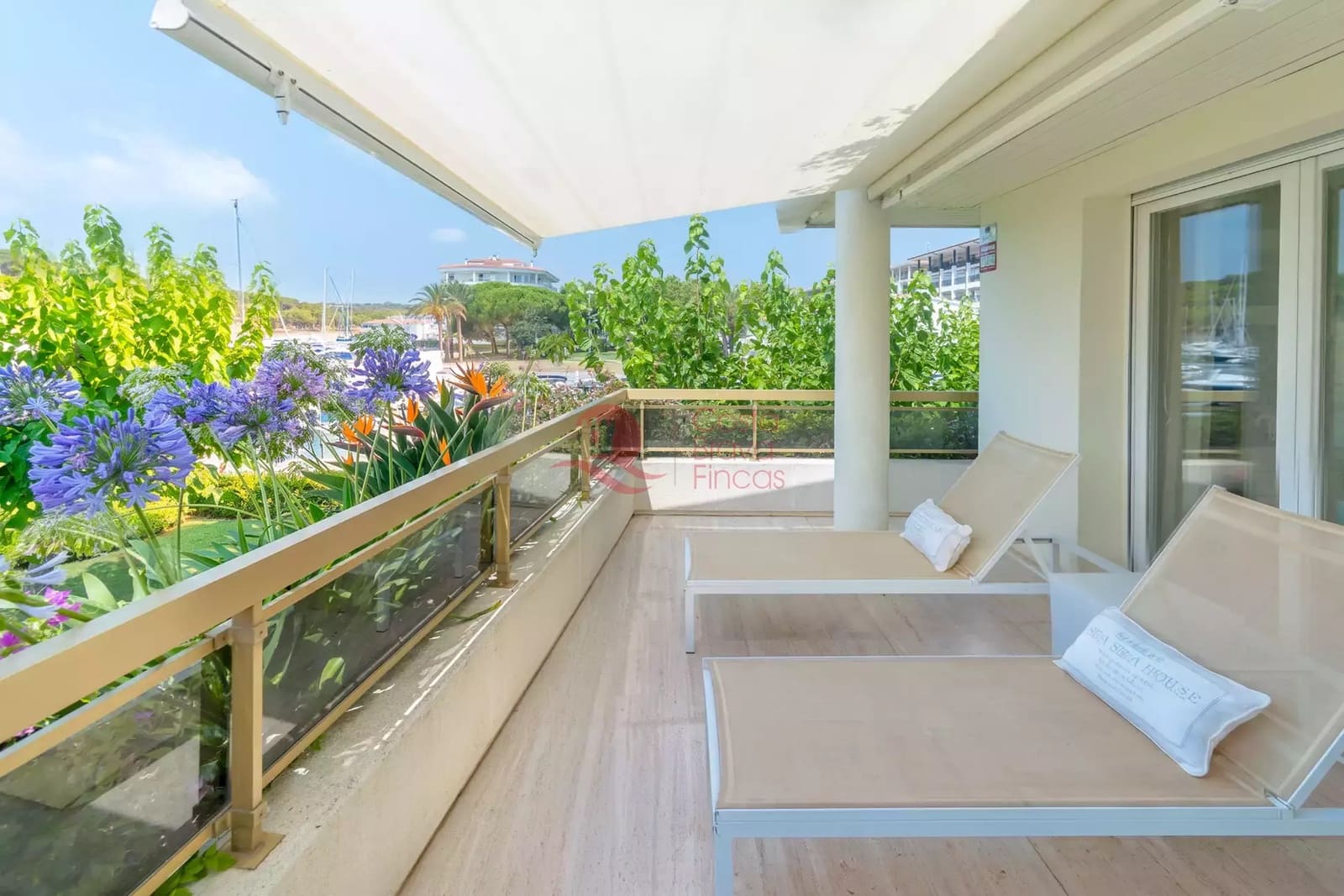 2 sypialnia Apartament na sprzedaż w Platja d'Aro z basenem garażem - 1 100 000 € (Ref: 10157685)