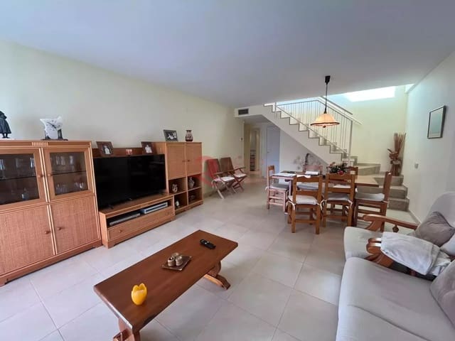 3 chambre Appartement à vendre à Platja d'Aro, Castell-Platja d'Aro avec piscine - 575 000 € (Ref: 10157686)