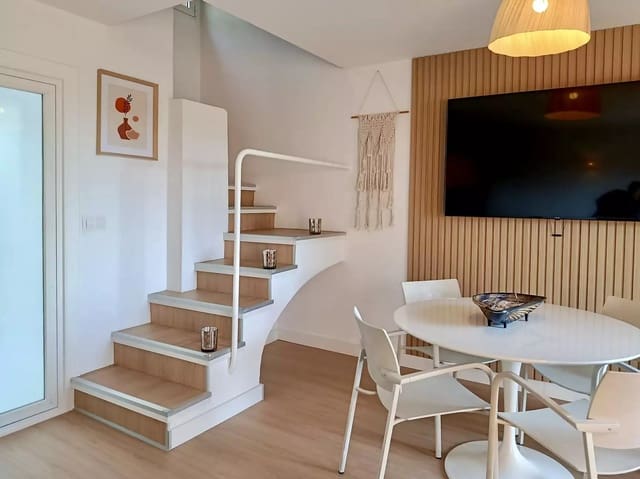 2 soveværelse Rækkehus til salg i Platja d'Aro, Castell-Platja d'Aro med swimmingpool - € 318.000 (Ref: 10162245)