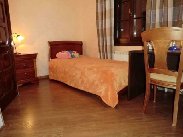 Chalet de 6 habitaciones en Platja d'Aro, Castell-Platja d'Aro en venta con piscina garaje - 2.300.000 € (Ref: 3574577)