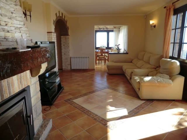 Chalet de 6 habitaciones en Platja d'Aro, Castell-Platja d'Aro en venta con piscina garaje - 2.300.000 € (Ref: 3574577)