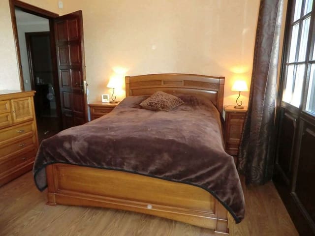 Chalet de 6 habitaciones en Platja d'Aro, Castell-Platja d'Aro en venta con piscina garaje - 2.300.000 € (Ref: 3574577)