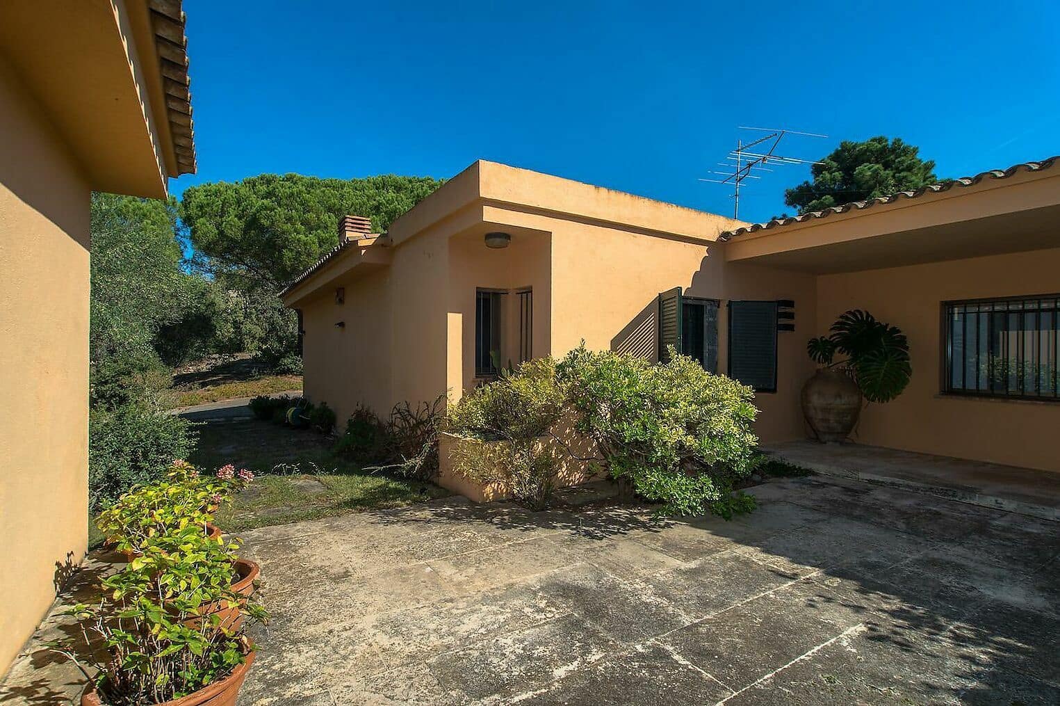 3 slaapkamer Villa te koop in Santa Cristina d'Aro met garage - € 1.000.000 (Ref: 6807304)