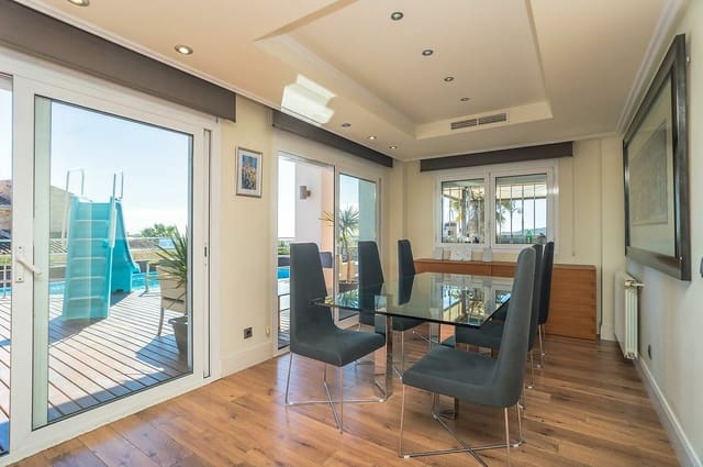 6 bedroom Villa for sale in Platja d'Aro, Castell-Platja d'Aro with garage - € 1,600,000 (Ref: 6807331)