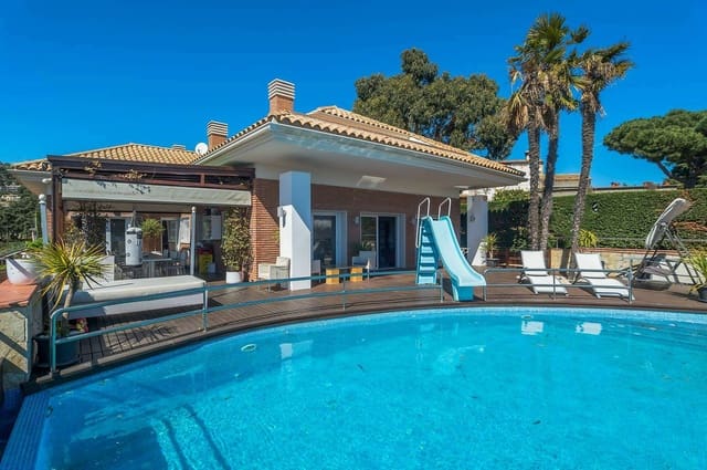 Chalet de 6 habitaciones en Platja d'Aro, Castell-Platja d'Aro en venta con garaje - 1.600.000 € (Ref: 6807331)